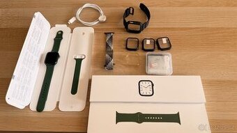 Apple Watch Series 7 Temně zelená 45mm