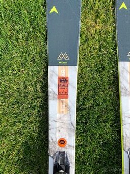 Sjezdové lyže Dynastar M-Cross