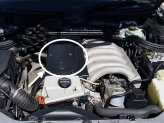 Koupím kryt motoru Mercedes-Benz OM606