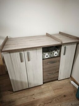 Komoda a Skřín do dětskeho pokoje.