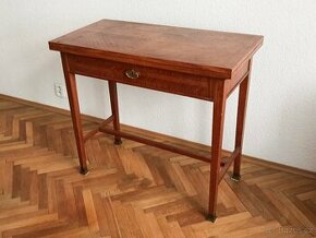 Starožitný rozkládací stolek