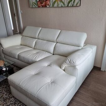 Prodám koženou bílou sedací soupravu,