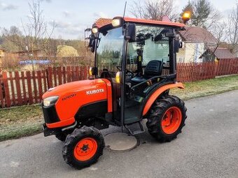 Malotraktor KUBOTA B2650 + nové rozmetadlo WESSEX, STK - TOP