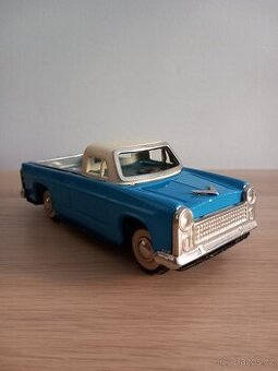 Prodám model plechového auta pick up