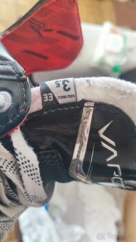 Brusle Bauer Select