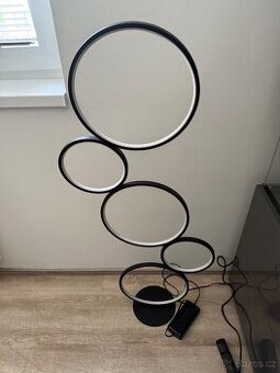 Stolní lampa