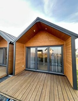 MOBILNÍ DŮM V ROZMĚRU 7x3,5 + 1m Terasa - Tiny House