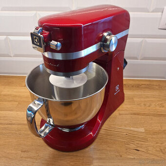 Kuchyňský robot Electrolux EKM4000 1000W