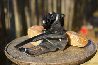presmykac Shimano SLX FD-M661 - 1