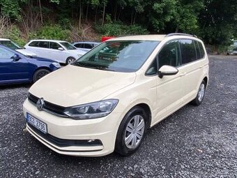 Volkswagen Touran 2.0TDI 81kW automat DSG 7 míst klima