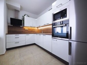 Dlouhodobý pronájem bytu 2+1 (54 m²) - 1
