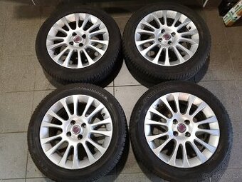 Fiat Grande Punto alu 16 + celoroční 195/55/16.