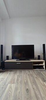 TV TOSHIBA (možný komplet na fotce)