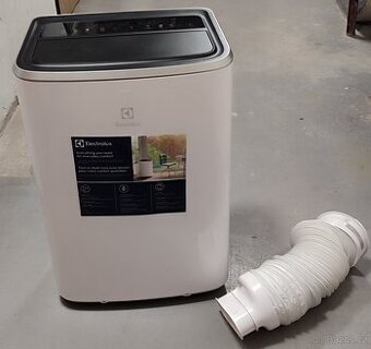 Electrolux EXP34U338HW - Mobilní klima - 1