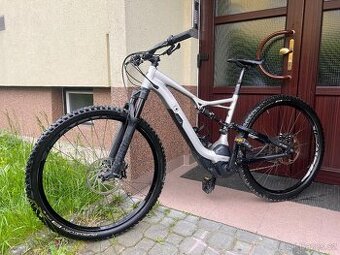 Specialized Turbo LEVO FSR velikost L