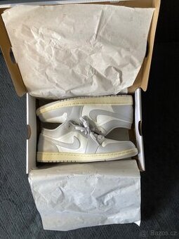 Nike Air Jordan 1 Low Vintage Stealth Grey