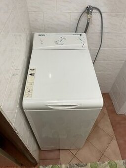 Automatická pračka šíře 40 cm Whirlpool