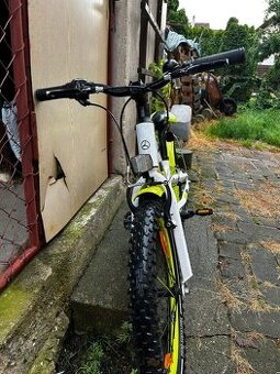 Dětské kolo Mercedes velikost 16