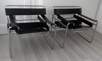 Ikonická designová křesla Wassily chair – sada dvou kusů.