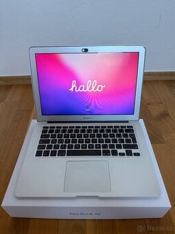 MacBook Air 13” (2017) – 128GB, plně funkční