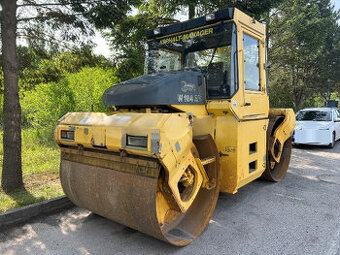 VIBRAČNÍ VÁLEC BOMAG BW 184 ASPHALT MANAGER