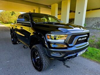 Dodge Ram 1500 4X4 REBEL, LPG, DPH, LIFT 6 INCH