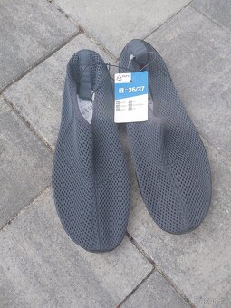 Boty do vody vel. 36/37 - Decathlon - nové - 1