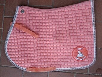 Rajtky, Eskadron, podbřišník