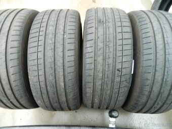 255/45 ZR 20 105y 4ks letní zánovní