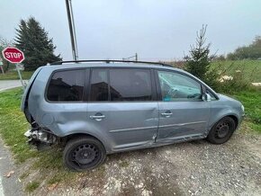 VW Touran 1T2 1.9 TDI 77KW BLS JYK LR7N r.v. 2008