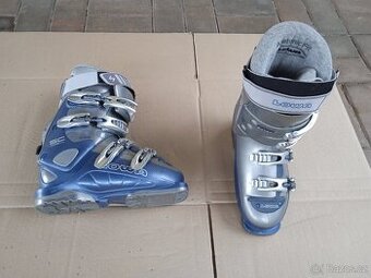 Lyžáky Lowa- stélka 23,5