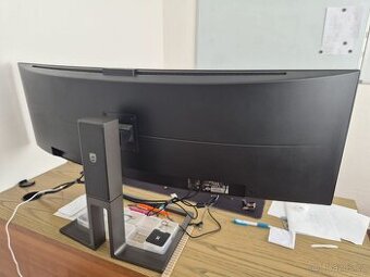 Monitor 49° Philips 499P9H