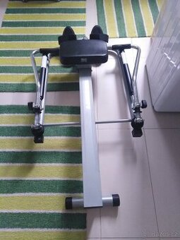 Prodám sportovní veslování trenažér.