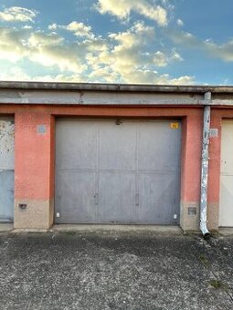 Pronájem garáže v Kolíně U Cihelny - 1