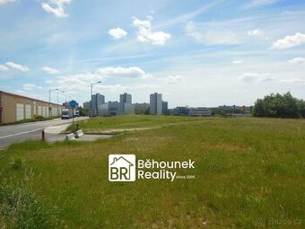 Stavební parcela 3.899 m2, k bydlení + komerční využití - Tá - 1