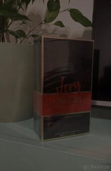 Good Girl Carolina Herrera New York 80 ml