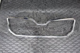 Škoda Yeti-rámeček přední masky