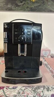 Kávovar DeLonghi ECAM 23.120.B ve výborném stavu