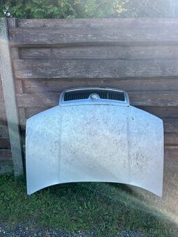 Škoda Fabia 1 kapota