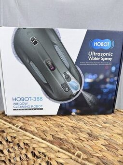 Robotický čistič na okna značky HOBOT-388, ultrasonic water