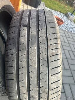 Nexen 235/55 R 18
