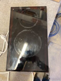 Sklokeramická deska