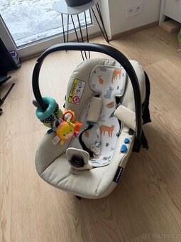 Avionaut Pixel Pro autosedačka + základna do auta