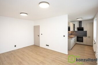 Moderní 2+kk po kompletní rekonstrukci – světlé a klidné byd