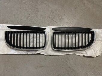 Originální mřížky a ledvinky BMW E90 předface