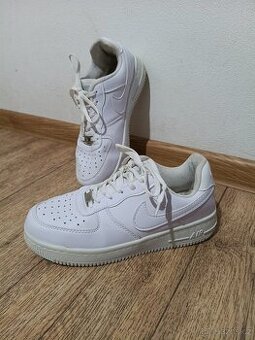 Bílé tenisky, vel. 40, stélka 26 cm