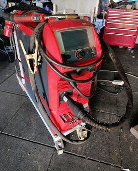 Svářecí aparát Fronius TPS 320i s vodním chlazením + vozík