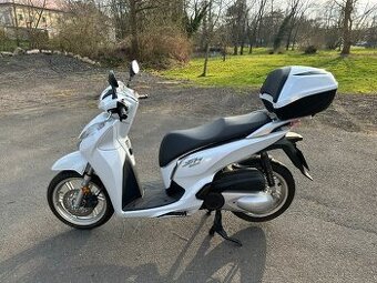 Prodám Motocykl Honda SH300A