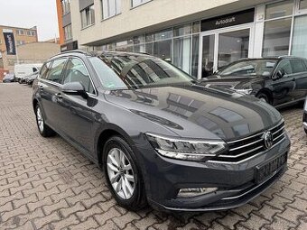 VW Passat B8 2.0 TDI 110kW DSG Tažné ACC Kamera Navi DAB LED
