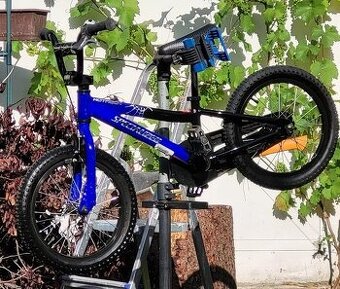 Kolo Specialized Hotrock 16" kola - 1